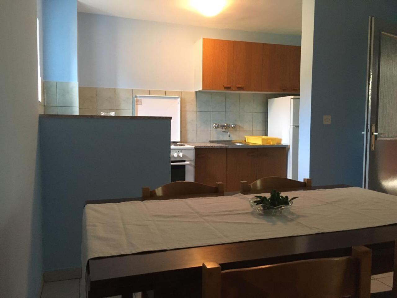 Apartament Posedarje Buitenkant foto