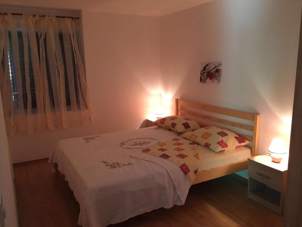 Apartament Posedarje Buitenkant foto